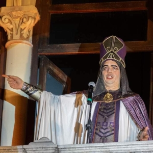 Aida, la  ópera de Giuseppe Verdi en las escalinatas del Vera